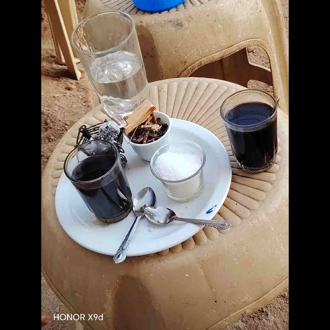 وسائط صورة: نرجع ونقول مهما طال التعب ومهما ضاقت الدنيا في عيوننا ومهما حسي…